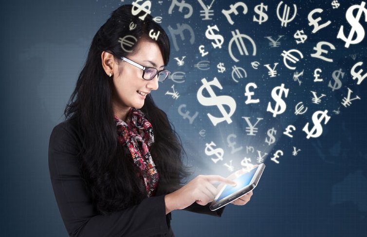 mobile-money-concept-hori